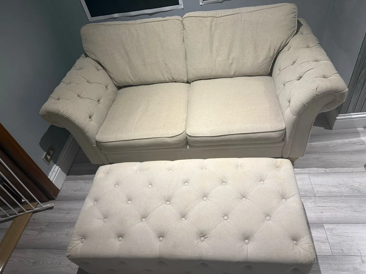 2 Seater and Footstool - Image 3