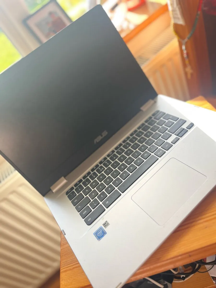 ASUS Chromebook C523N - 15.6”- perfect working - Image 2
