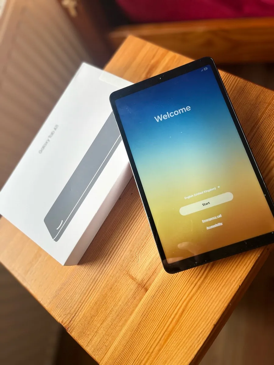 Samsung Galaxy Tab A11 + hoco pencil (Brand New) - Image 1