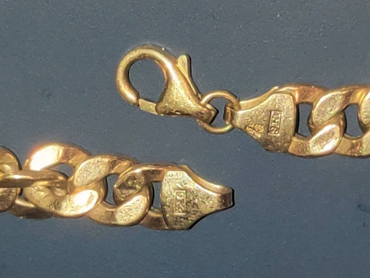 CHUNKY CLUB LINK, 9CT SOLUD Gold 8.62g 8"Bracelet - Image 4