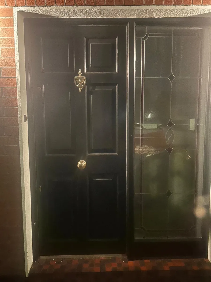 Solid wood from door with good knocker, handle, - Image 1