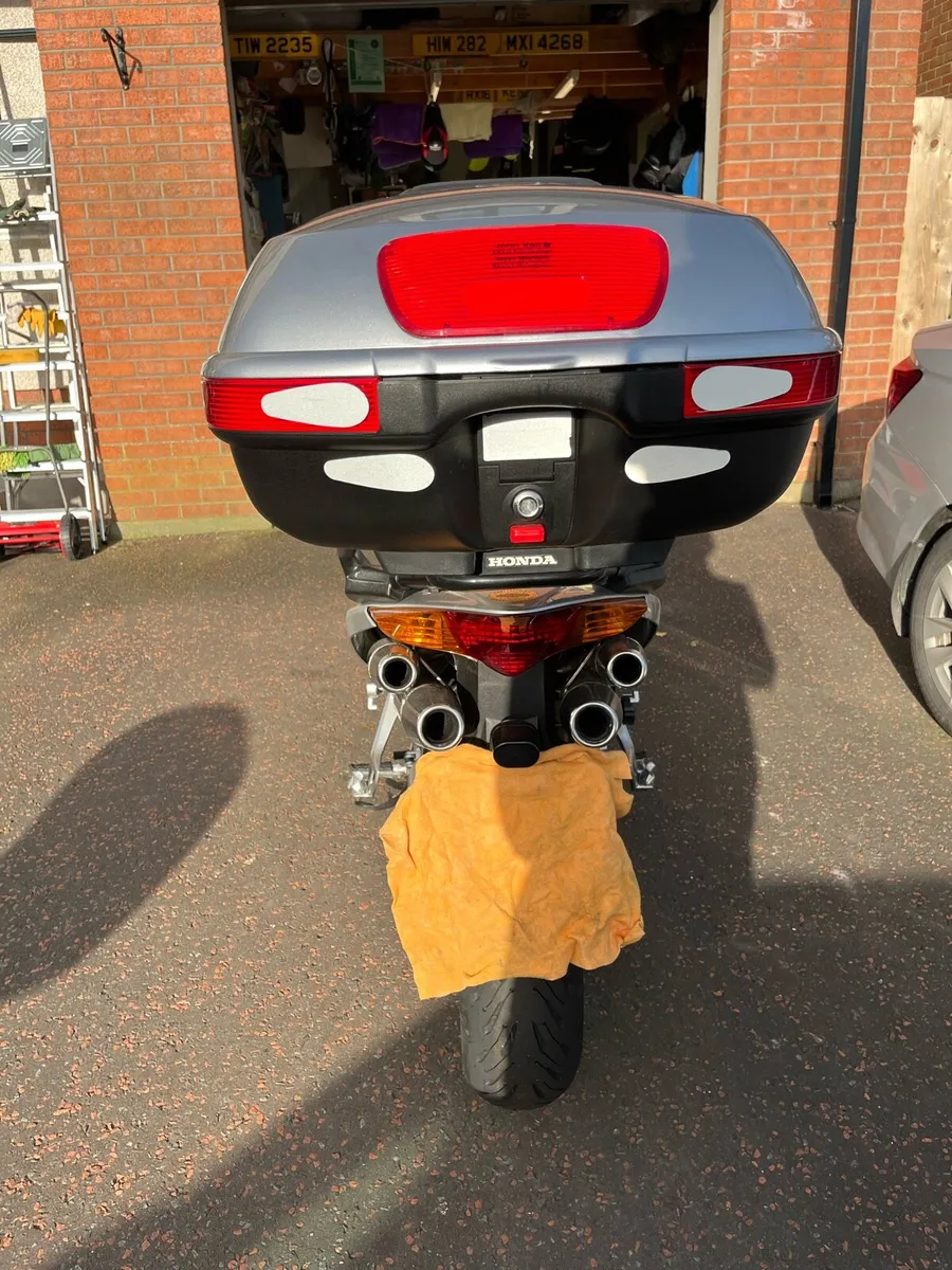 Honda VFR800 Vtec - Image 4