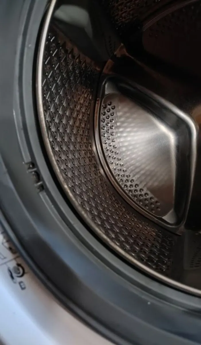 Faulty - Beko 8KG Washing Machine - Image 3