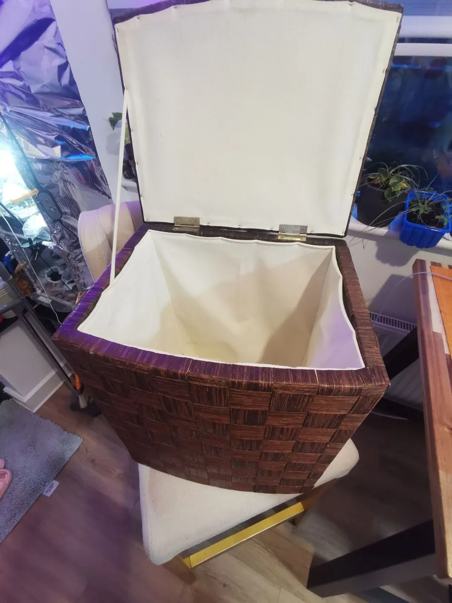 Laundry basket - Image 3