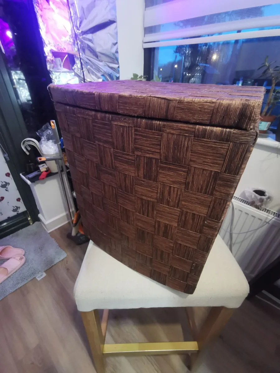 Laundry basket - Image 4