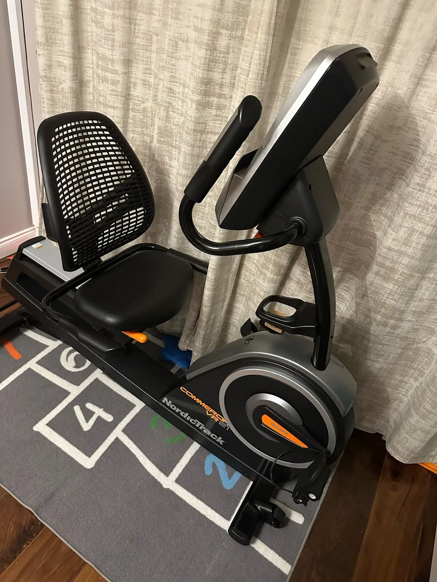 Nordic Track Commercial VR 21 Recumbent Bike - Image 2