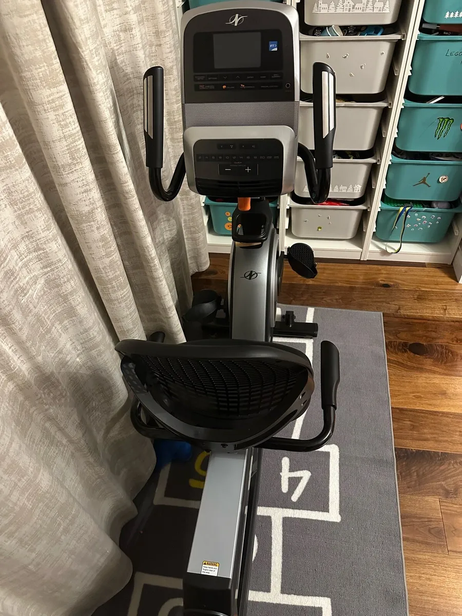 Nordic Track Commercial VR 21 Recumbent Bike - Image 3