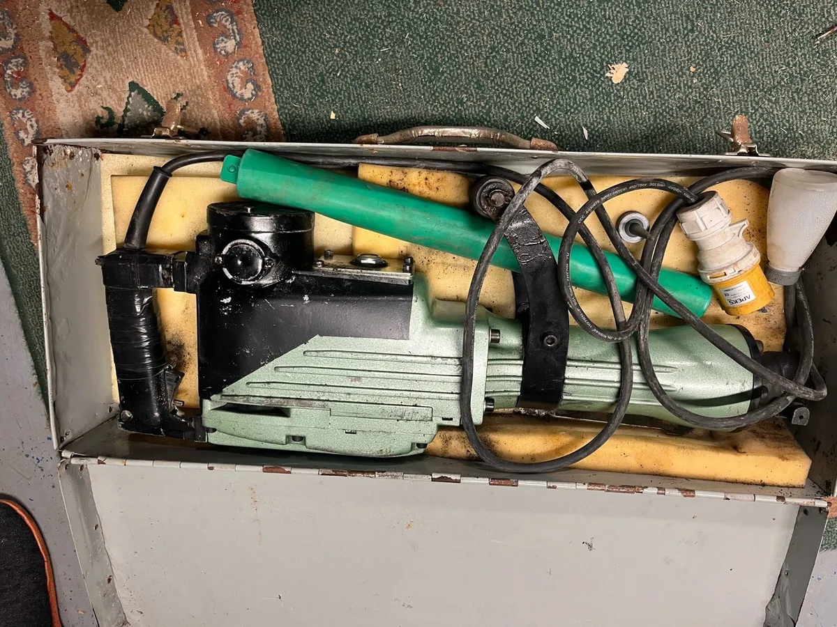 Hitachi Kango Hammer Ph-65A - Image 1