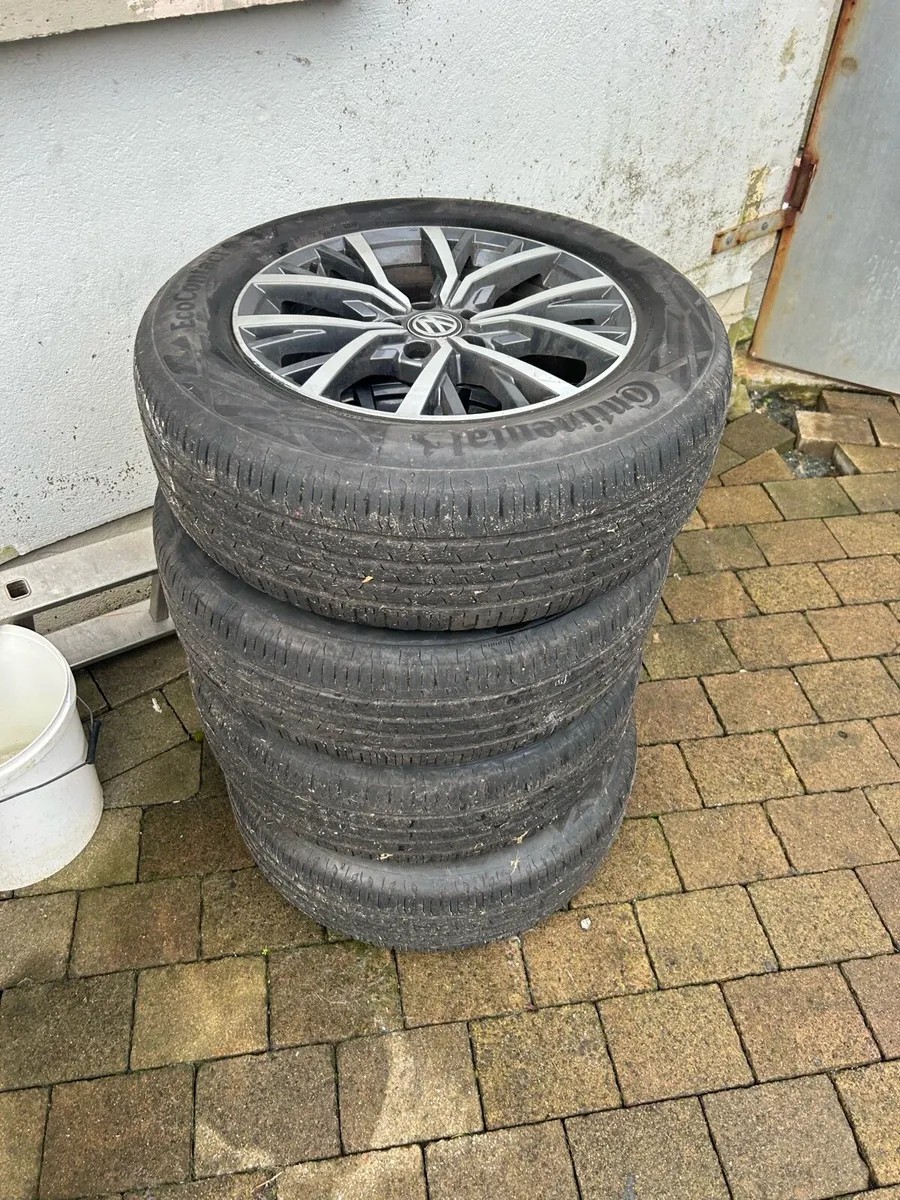 Volkswagen Tiguan alloys r17 - Image 3