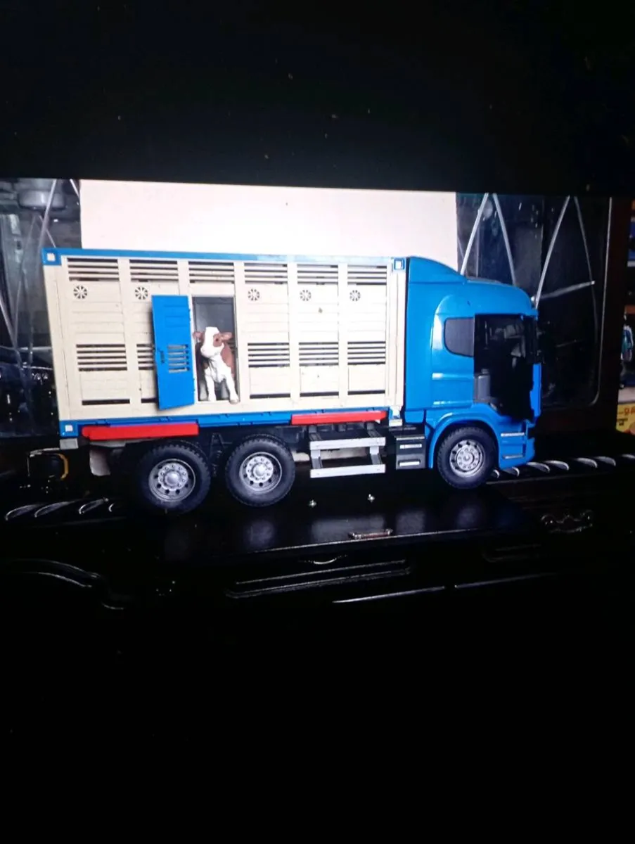 LARGE BRUDER  SCANIA  CATTLE TRNSPORT  TRUCK - Image 1