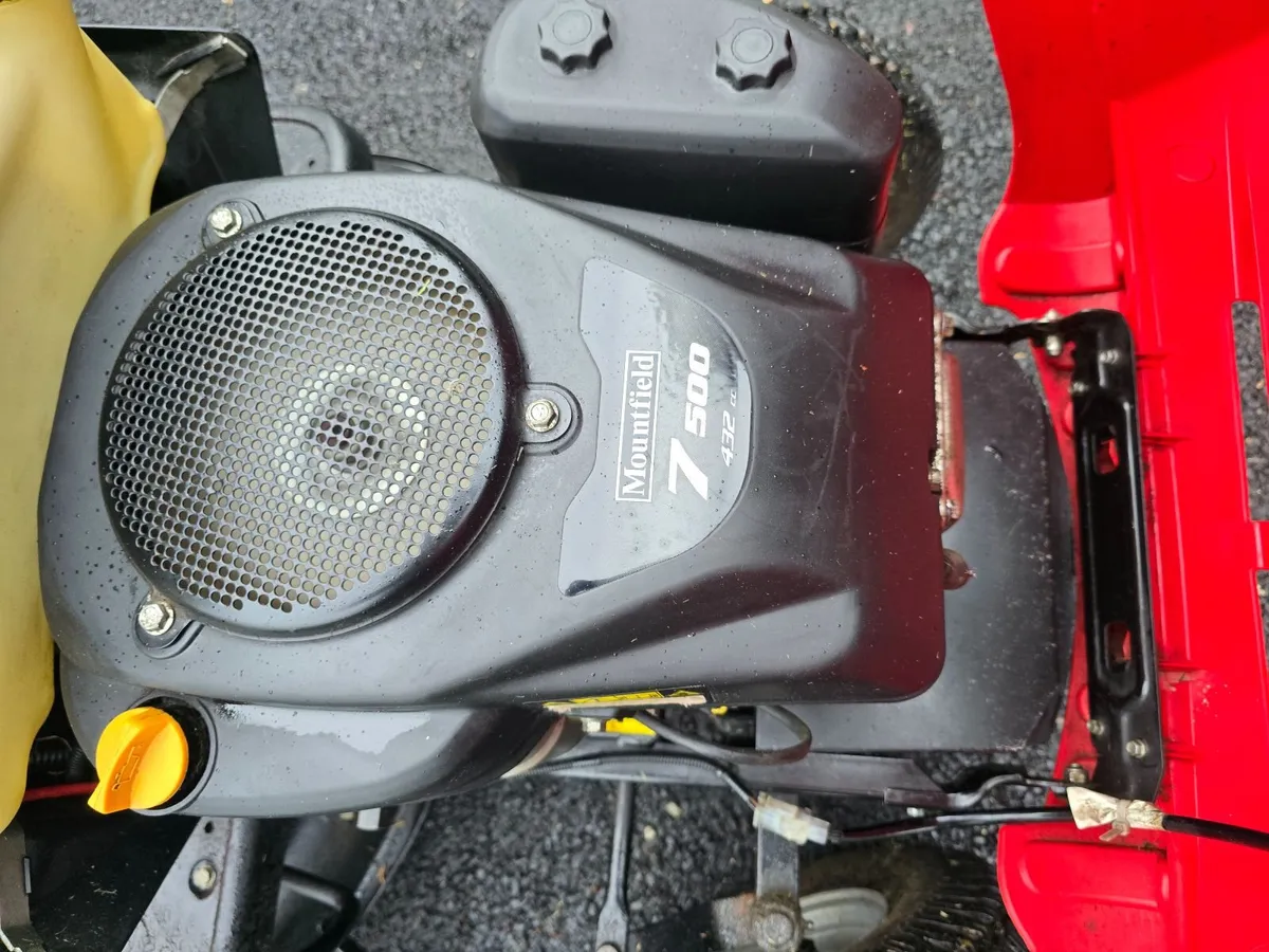 Mounfield mulcher 15hp like new - Image 1