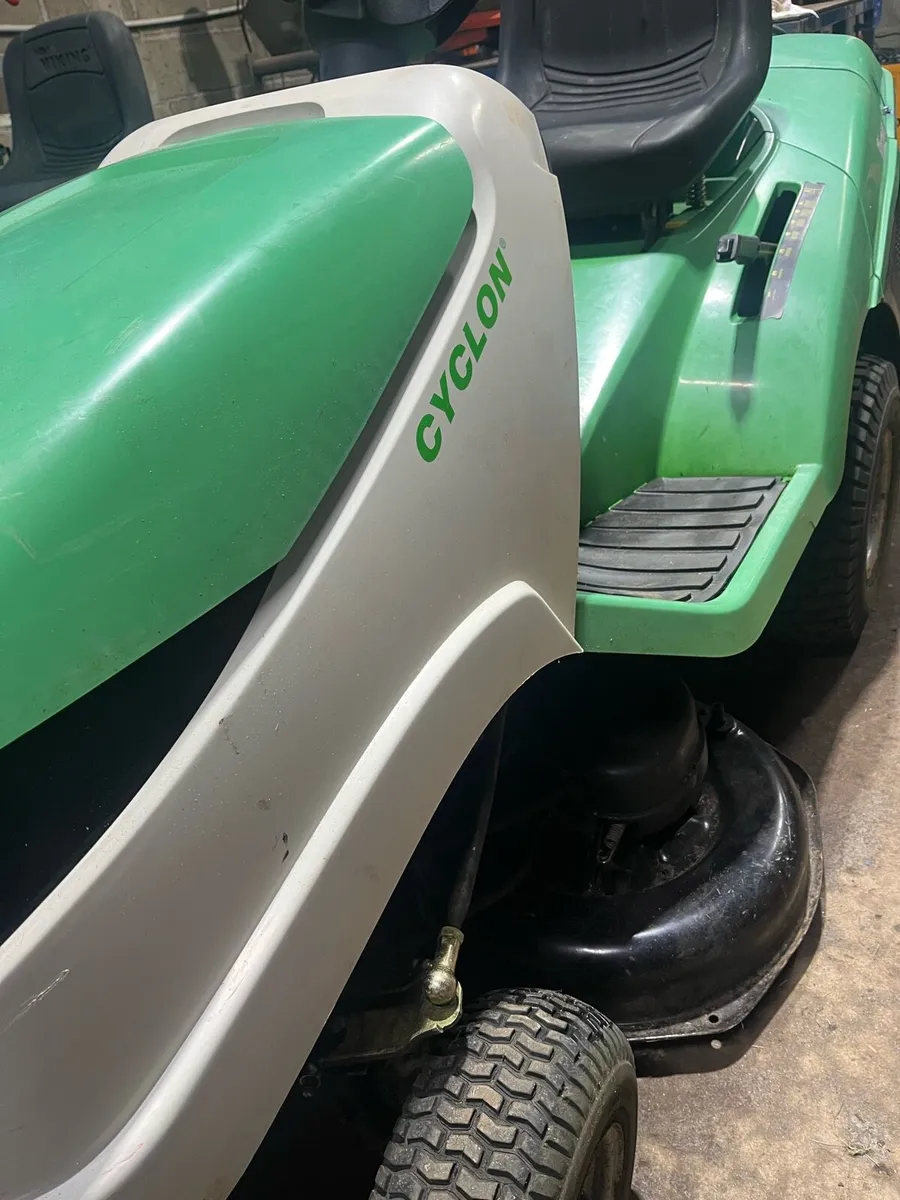 Viking mower - Image 4