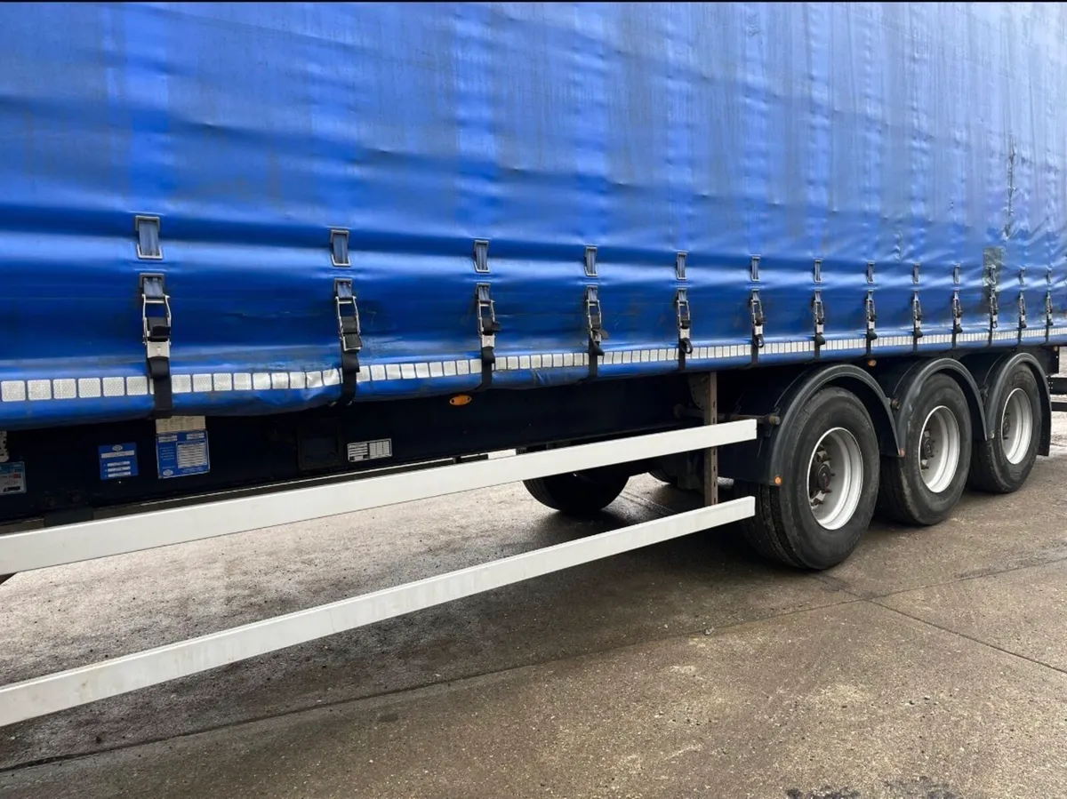 2015 Cartwright Curtainsider - Image 3