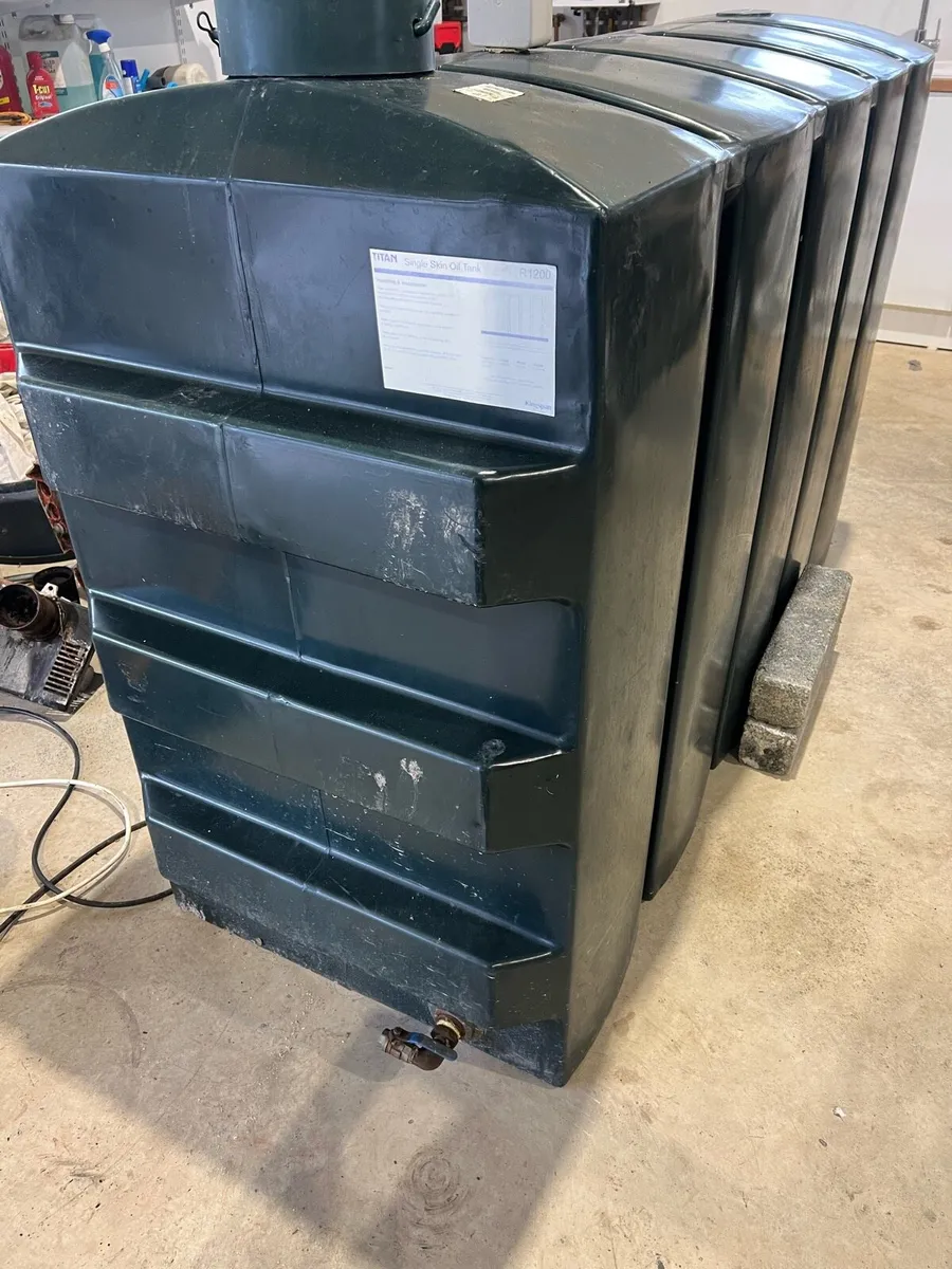 Oil tank 1200L - Image 3