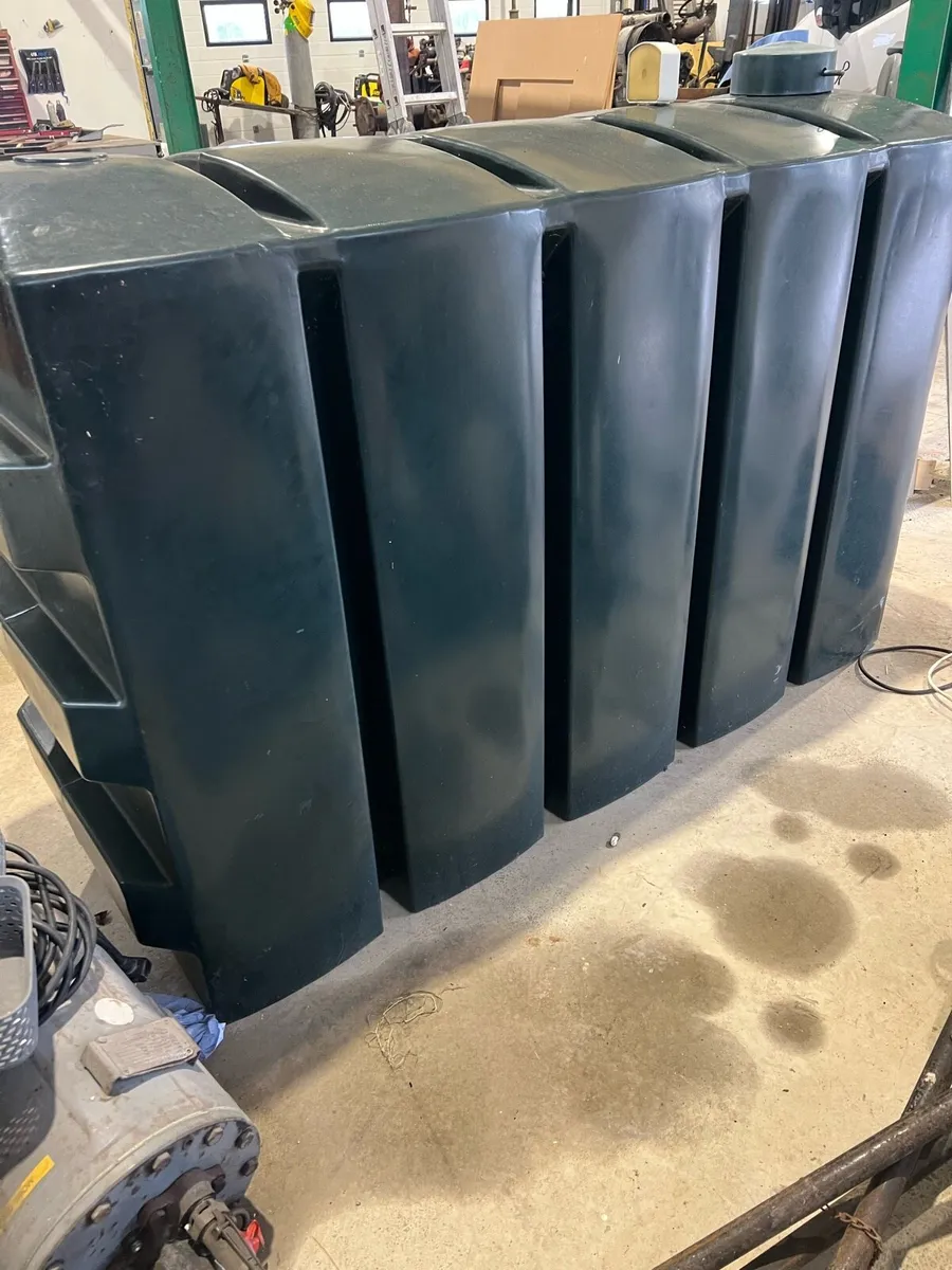 Oil tank 1200L - Image 4