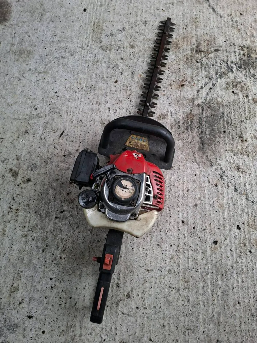 Craftsman Hedge trimmer - Image 3