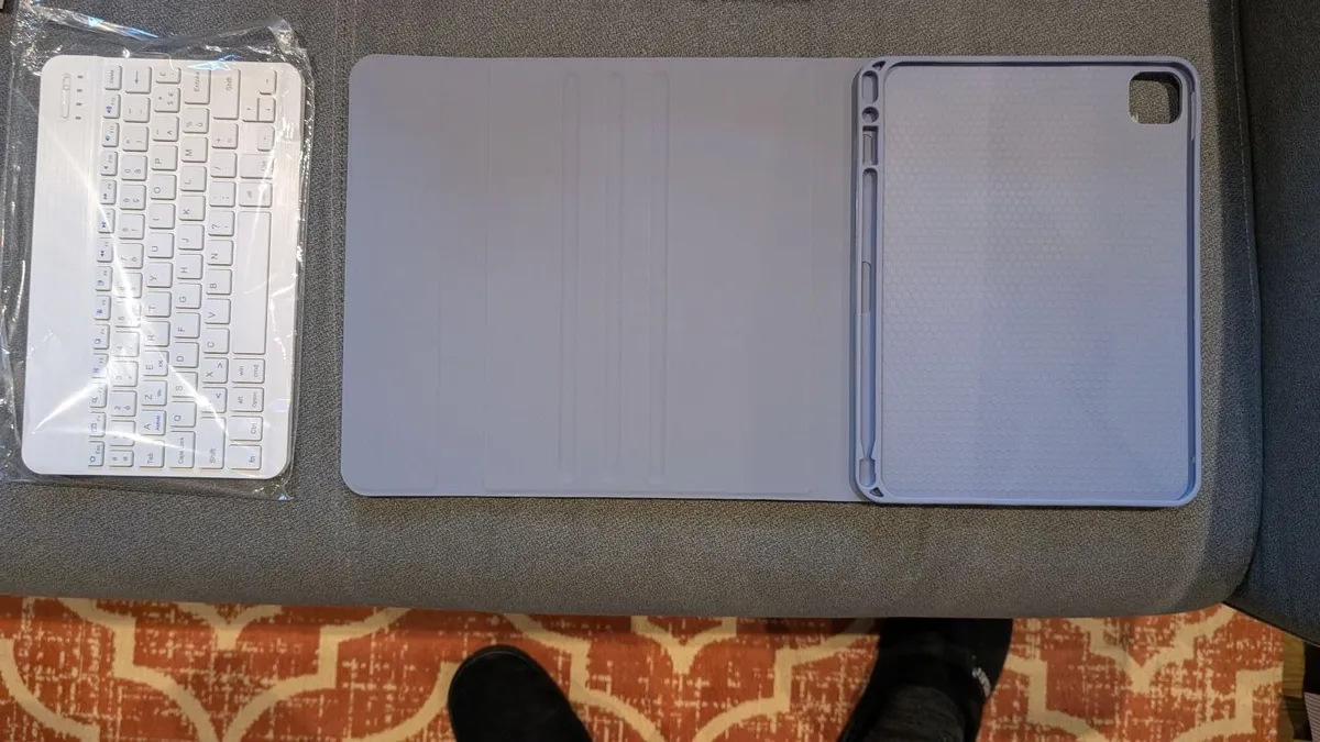 Jademall Bluetooth keyboard Pro 11 2024 for Ipad - Image 2