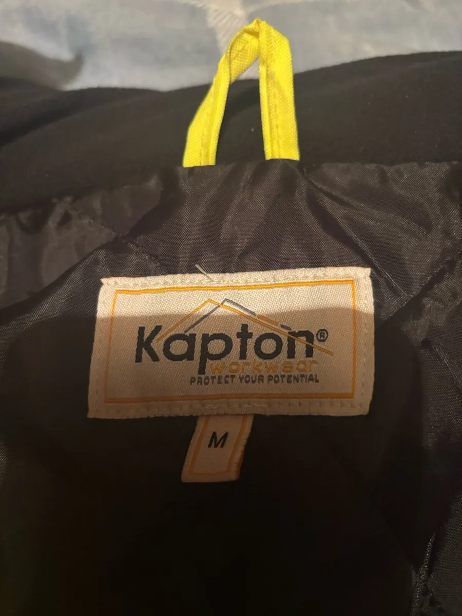 NEW. Hi vis jacket size medium. - Image 2