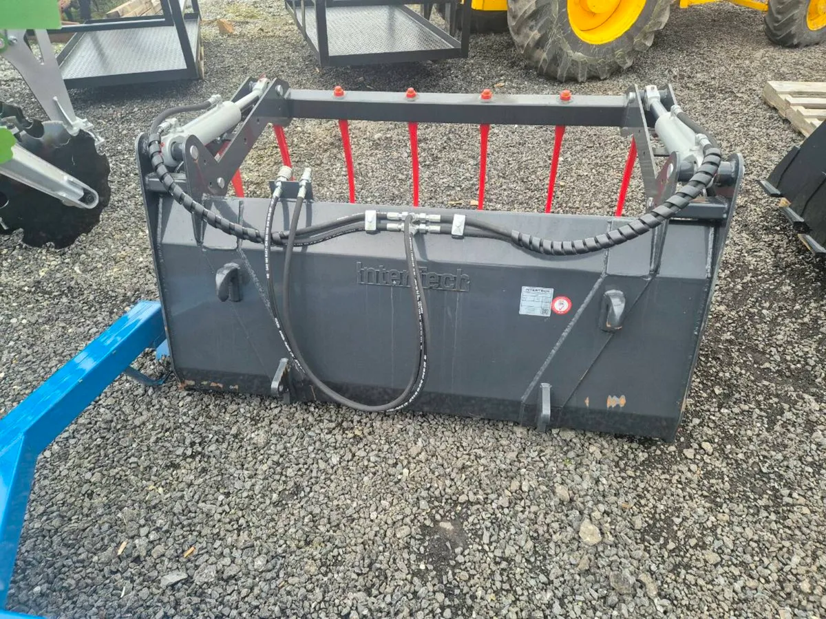 Grab buckets - Image 3