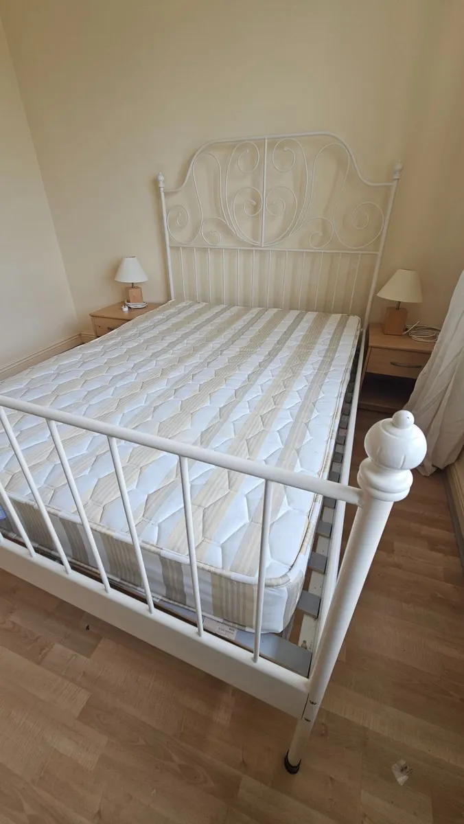 Cream metal frame bed and matress - Image 1