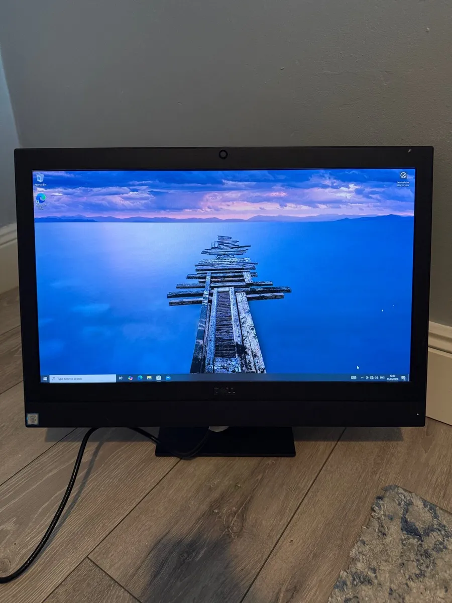 DELL OptiPlex 7440 All in one PC - Image 1