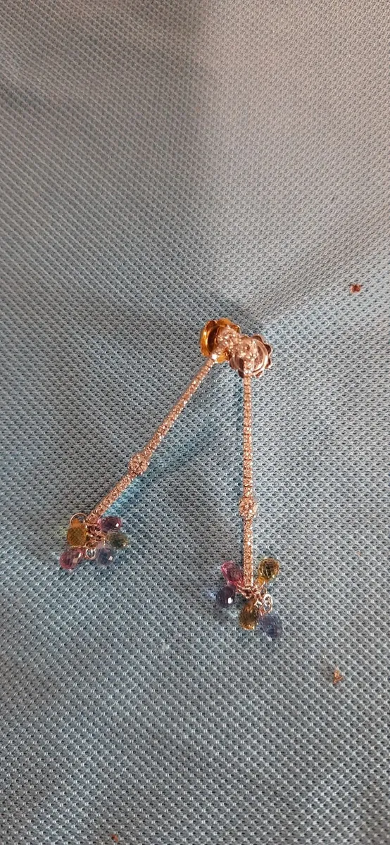 18ct white , diamond and sapphire pendant earrings - Image 2