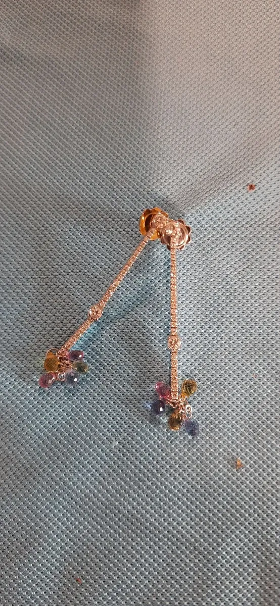 18ct white , diamond and sapphire pendant earrings - Image 4