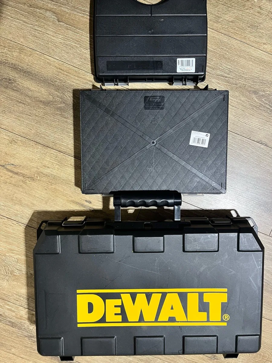 Three new boxes - Image 2