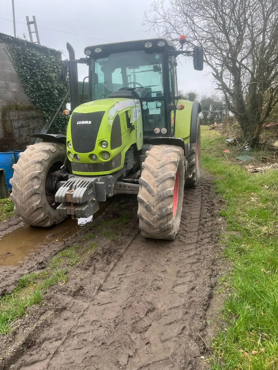 3tonne mini Digger with driver and tractor - Image 3
