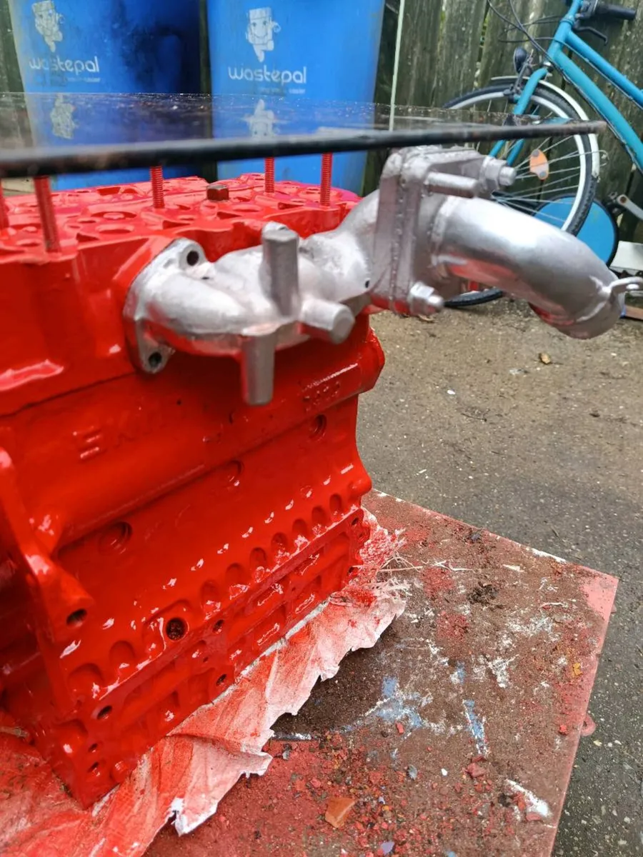 Engine coffee table - Image 3