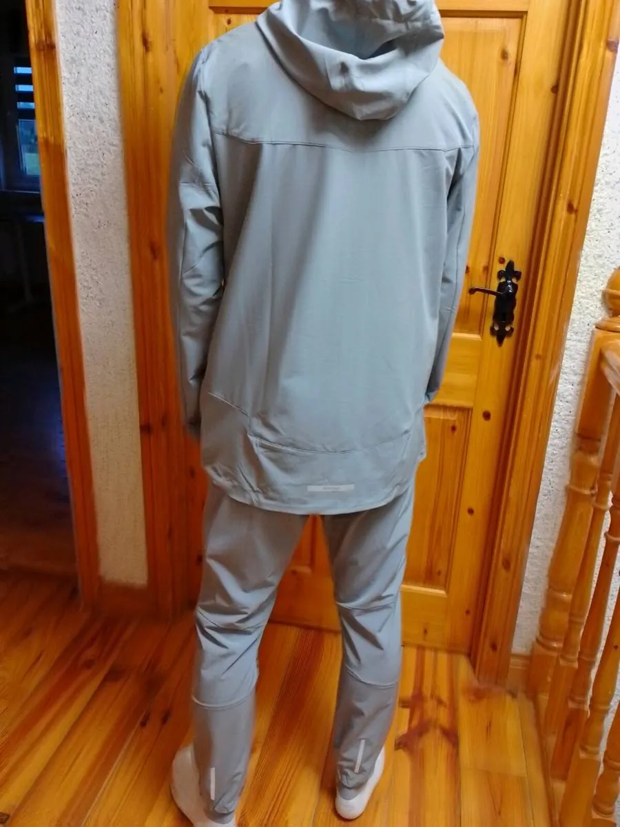 Montirex Tracksuit - Image 2