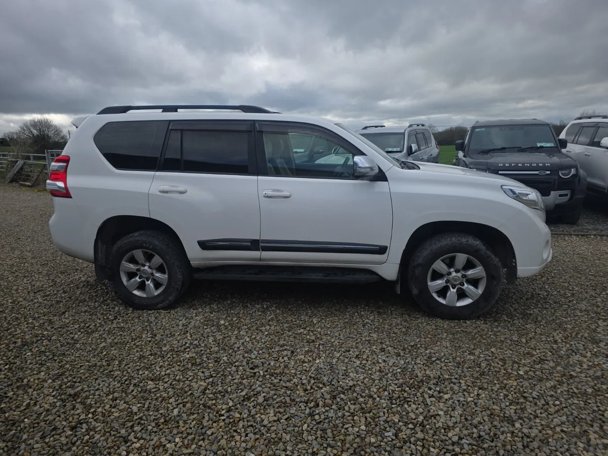 Toyota Land Cruiser LC Business Class - Image 4