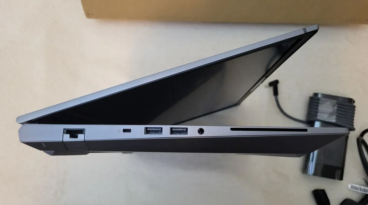 HP Zbook Fury G7 in mint condition - Image 4