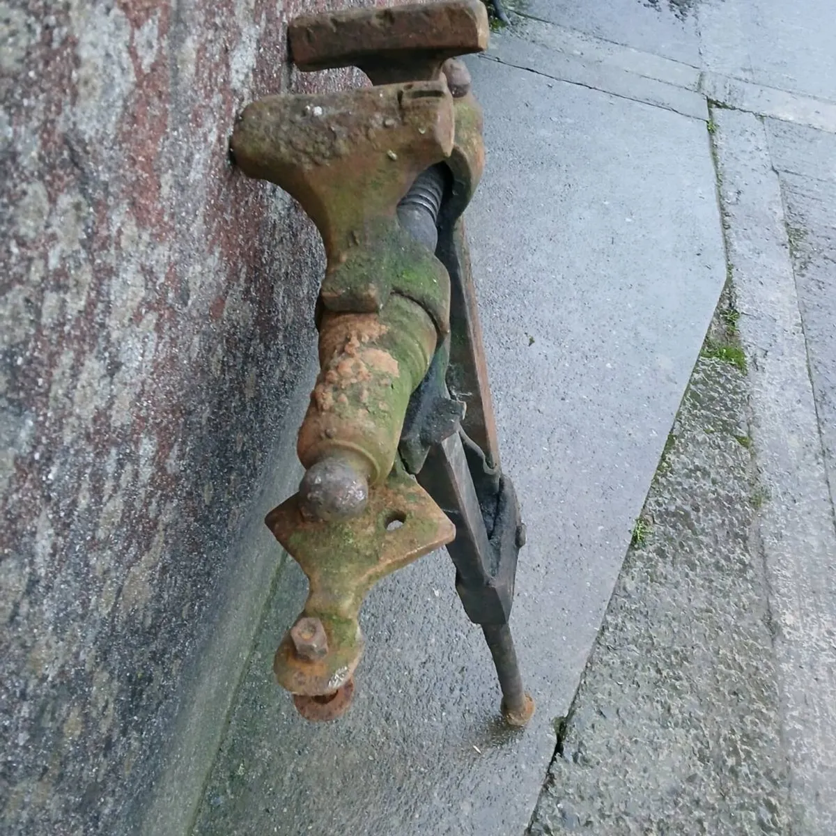 Blacksmith vice - Image 4