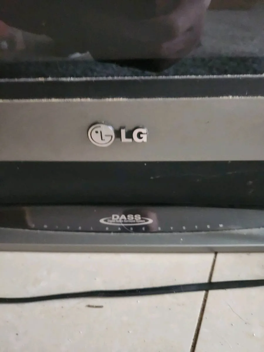 CRT LG TV - Image 1