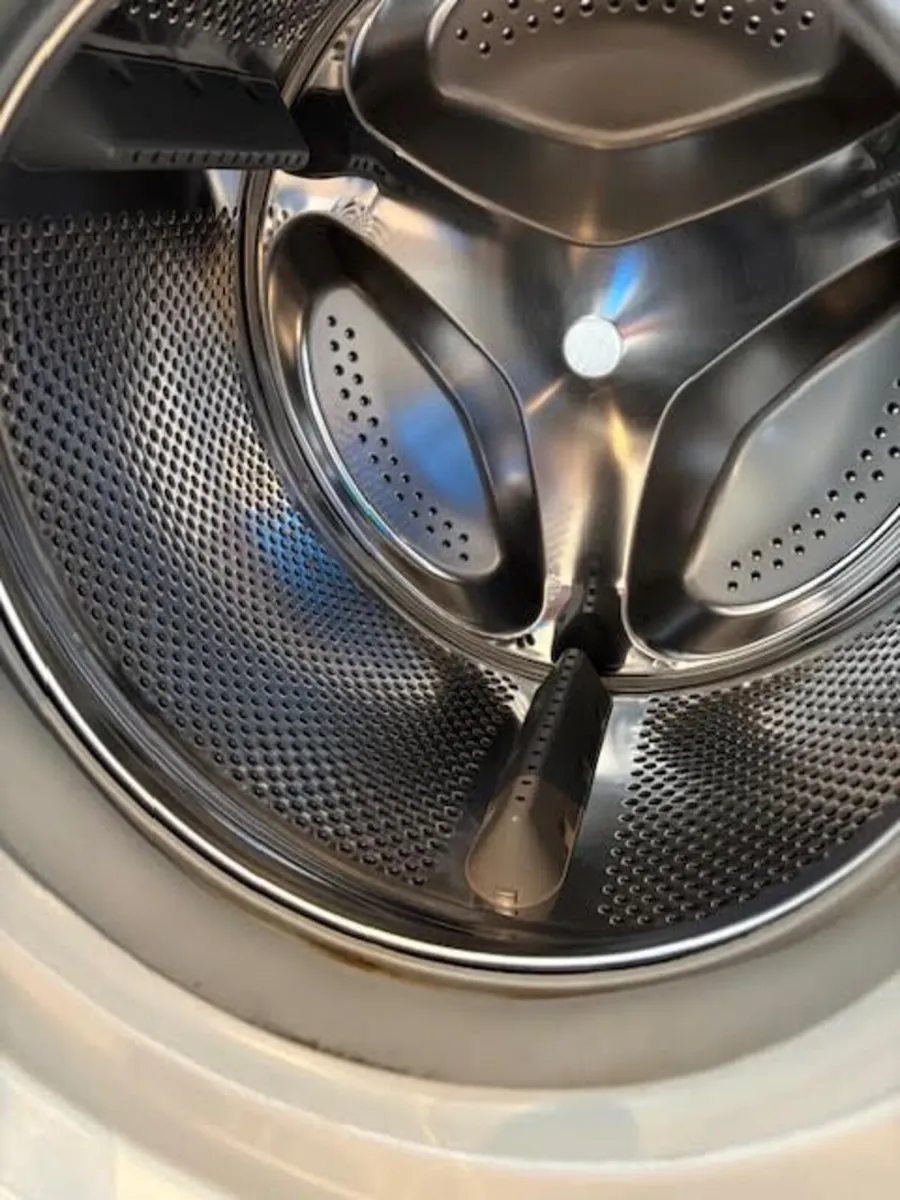 Washing Machine - Image 2