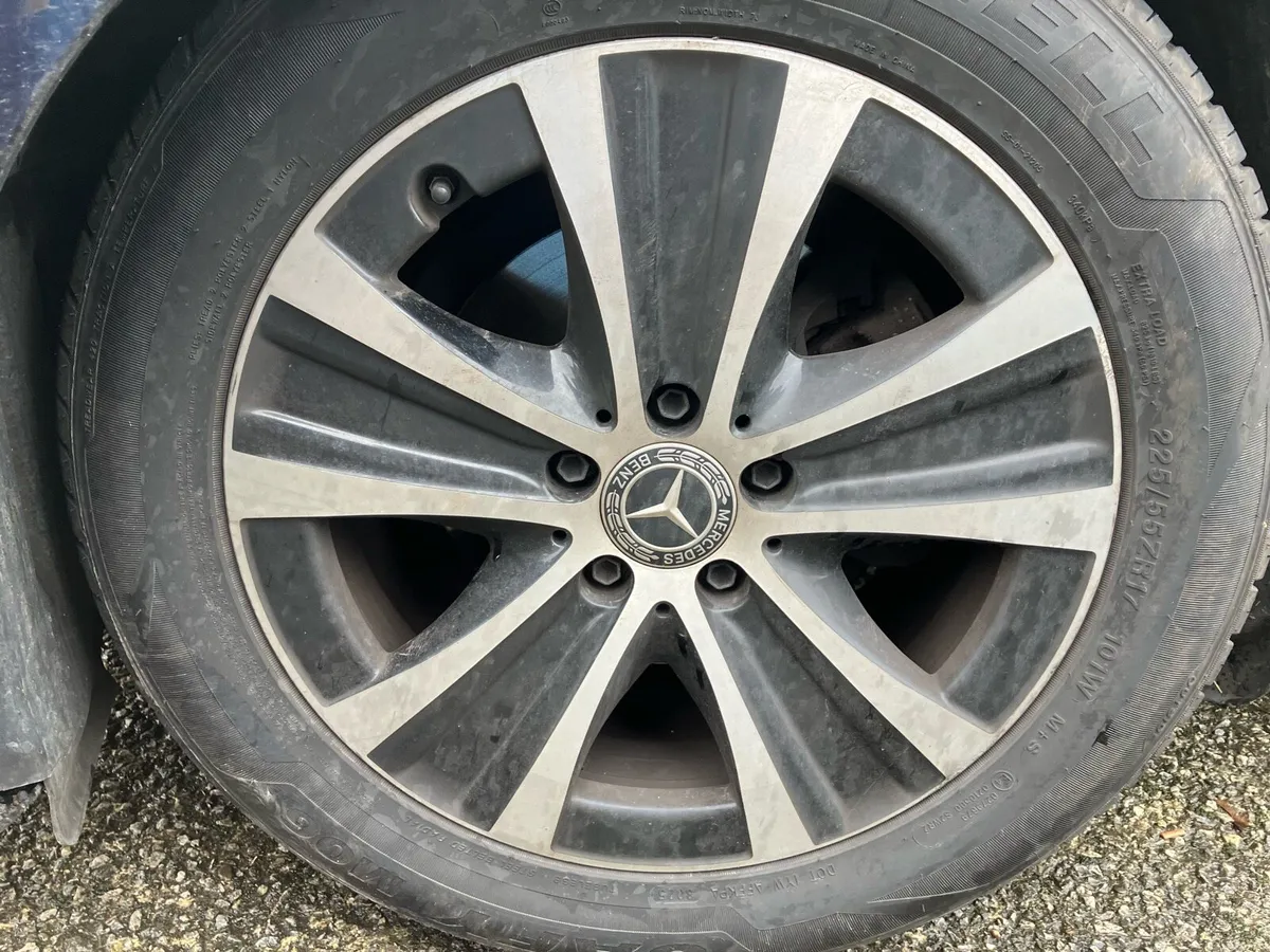 Wanted Alloy as in picture 211 Mercedes E Class