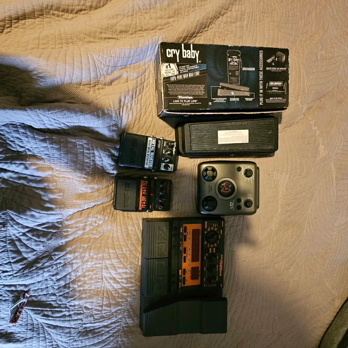 Guitar pedal - Image 1