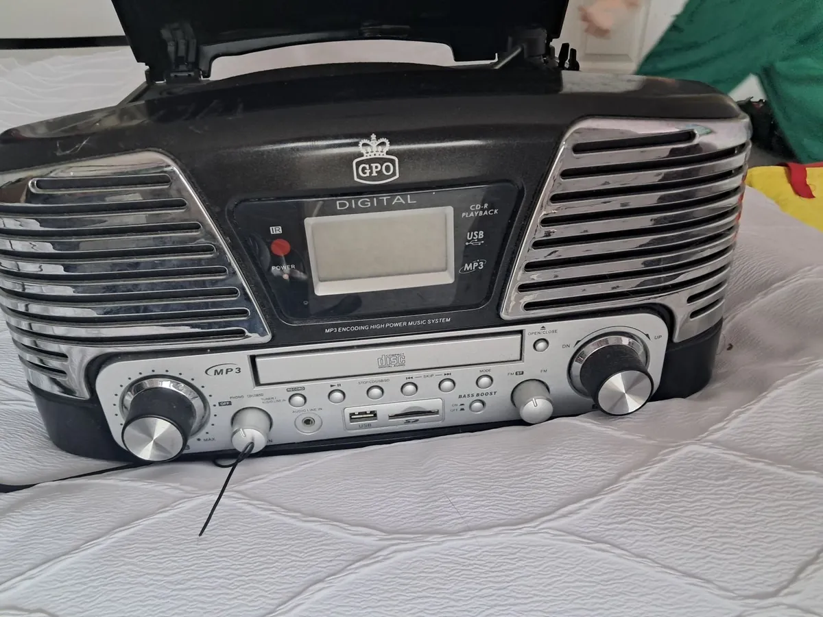 Record player - Image 2