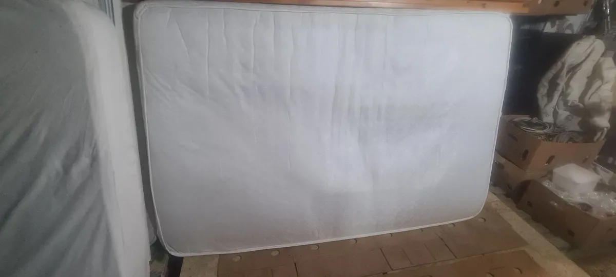 4ft double bed and mattress - Image 1