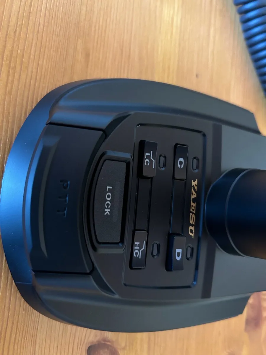 Ham radio Yaesu m100 microphone as new - Image 3