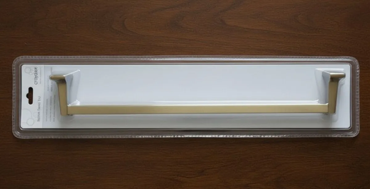 Croydex Towel Rail,  Sealed & Unopened - Image 2