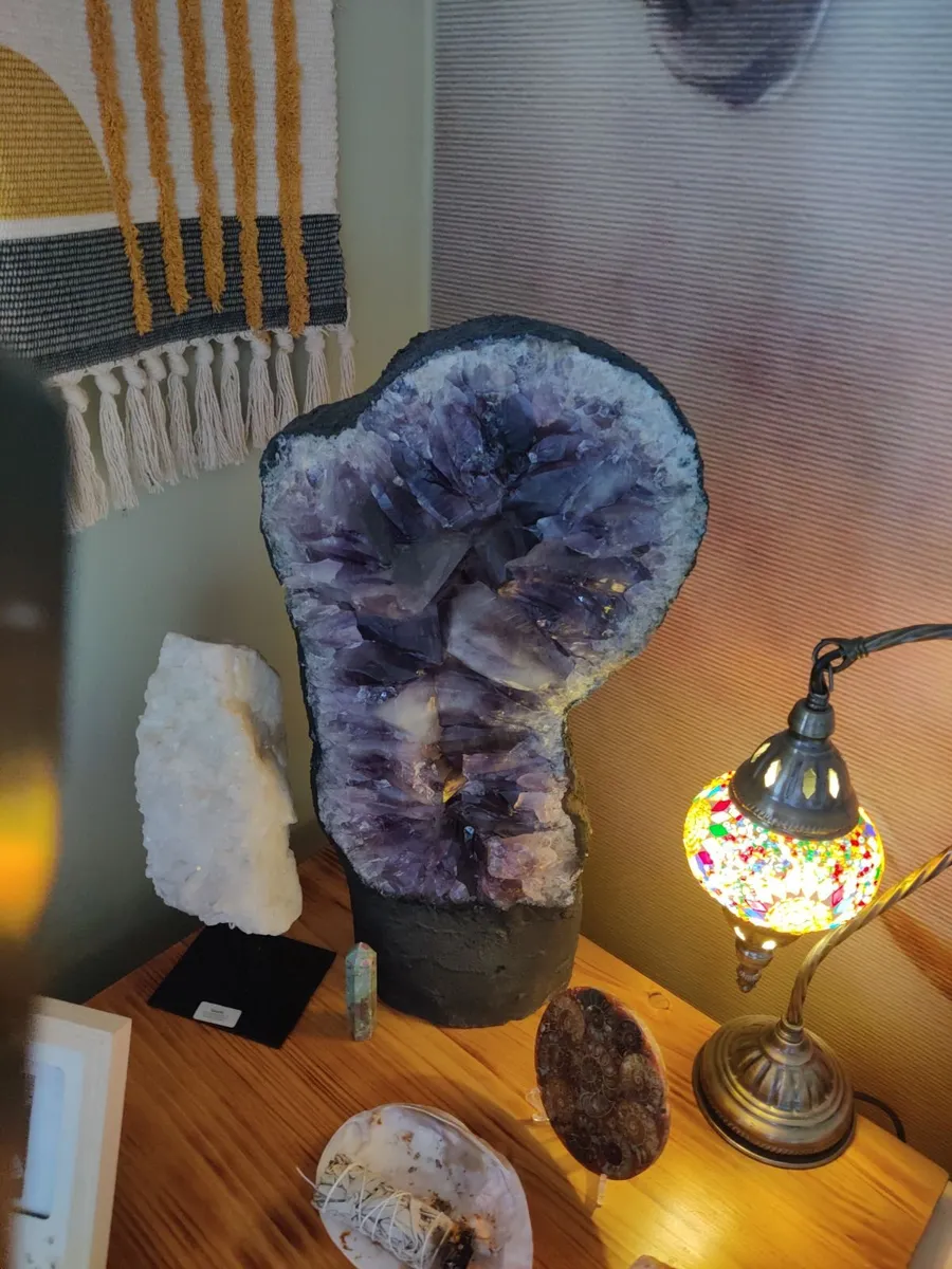 Amethyst crystal cathedral - Image 2