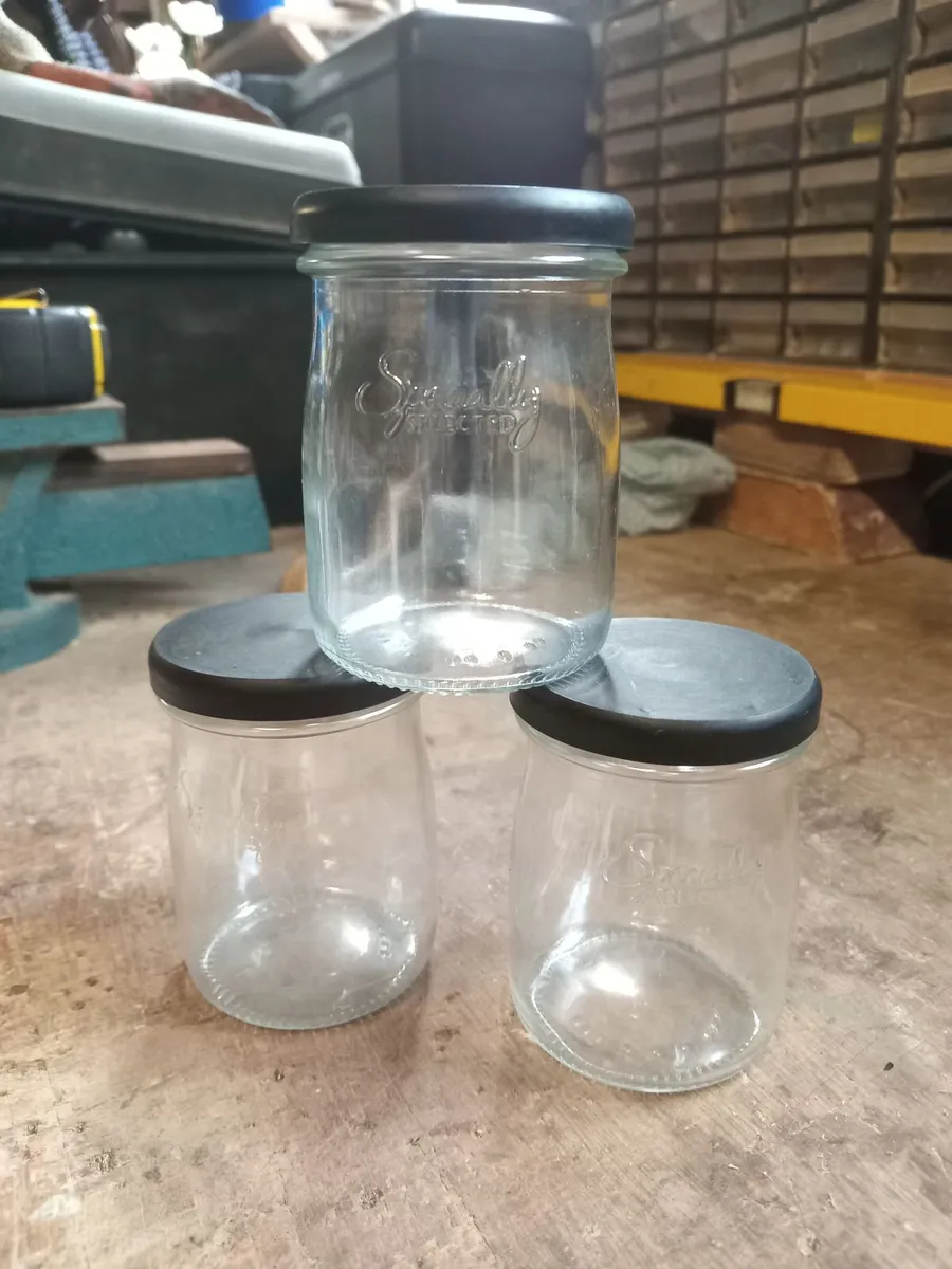 Small storage jars - Image 2