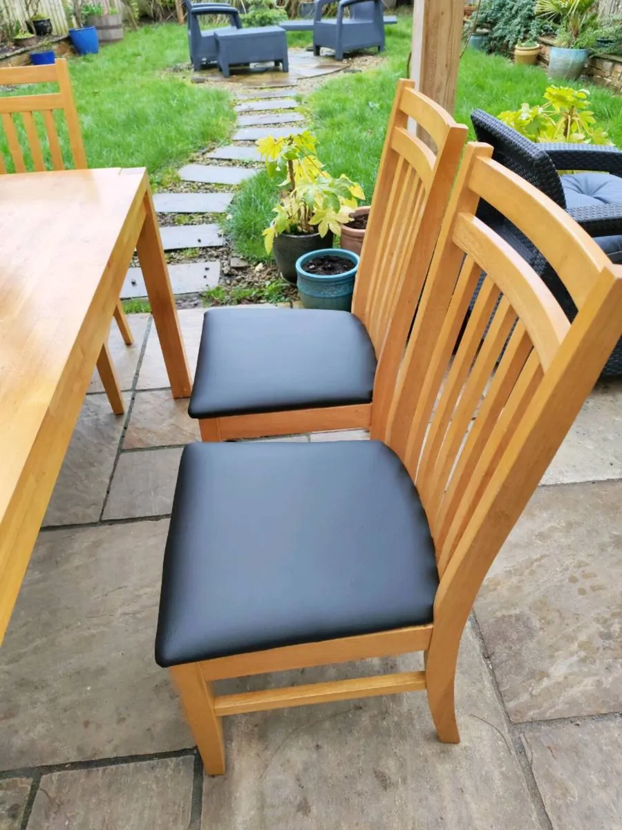 Kitchen dining table - Image 3