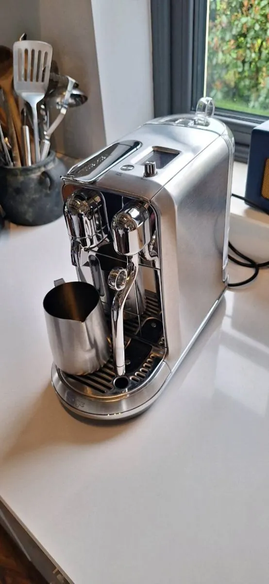 Nespresso Creatista Coffee Machine - Image 3
