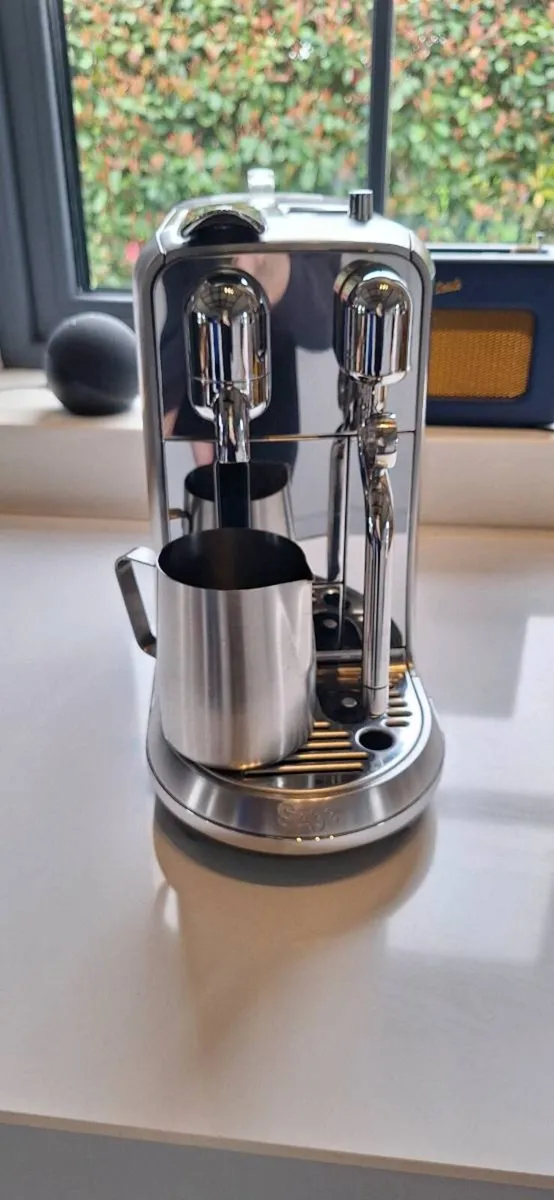 Nespresso Creatista Coffee Machine - Image 4