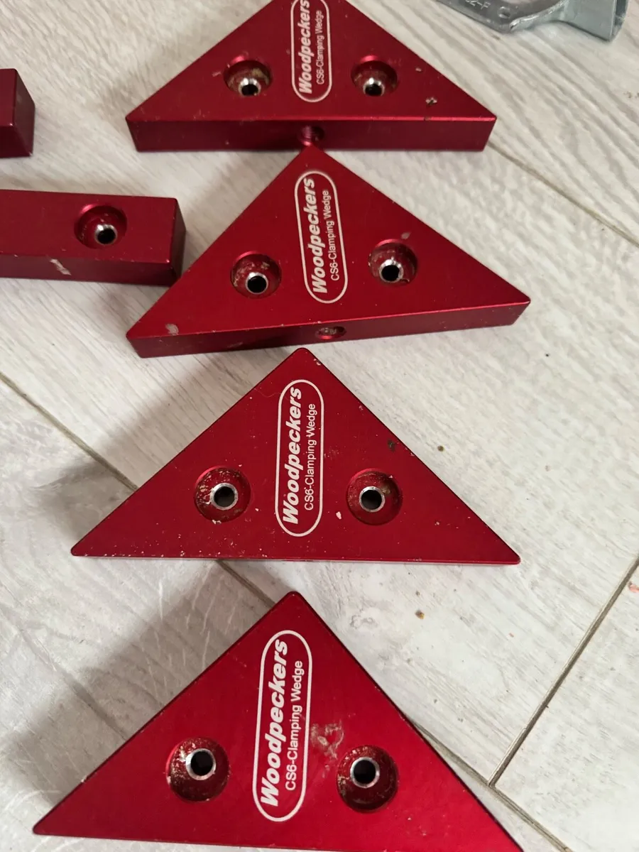 Woodpeckers clamping square - Image 3