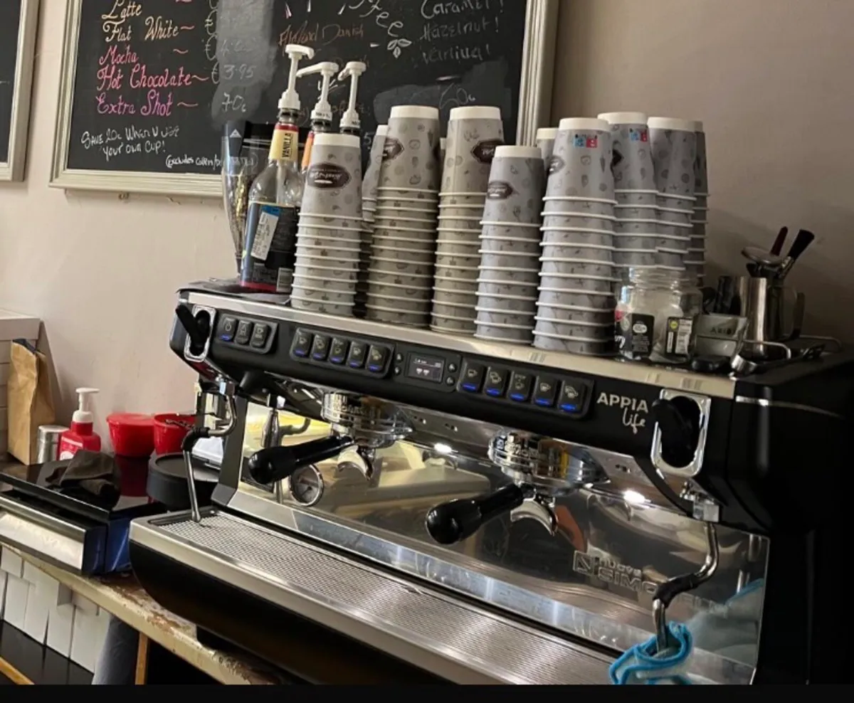 Cafe contents - Image 4