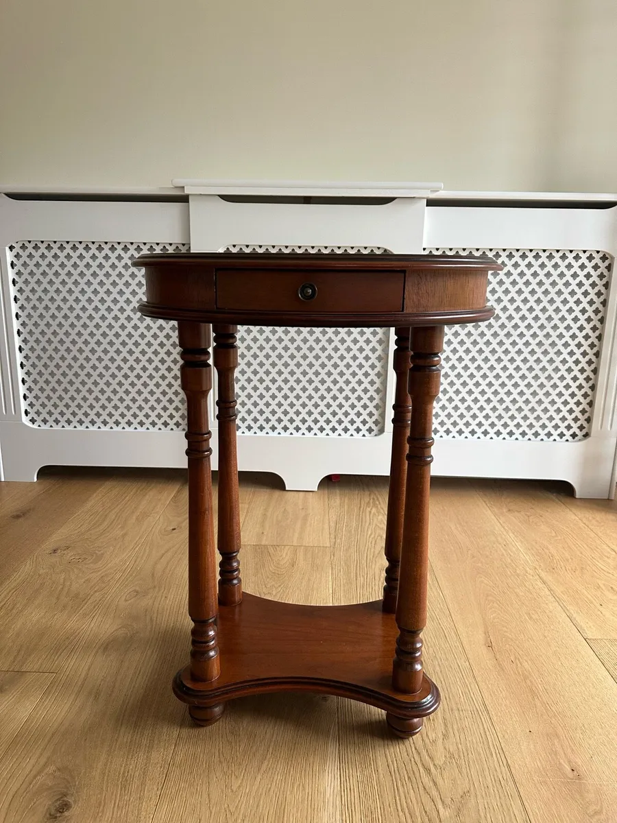 Rossmore Oval Side Table - Image 2